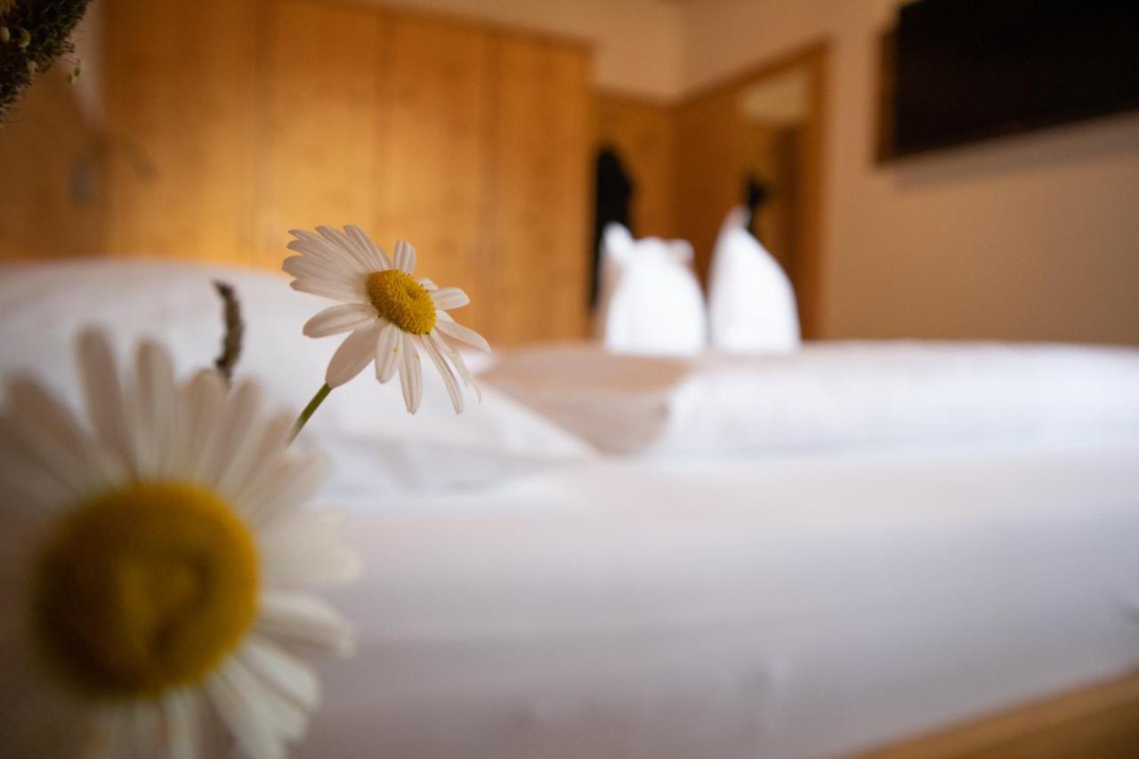 Schwarzplatterhof Apartment Мерано Екстериор снимка